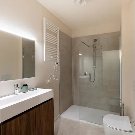 Previtali Apartment *